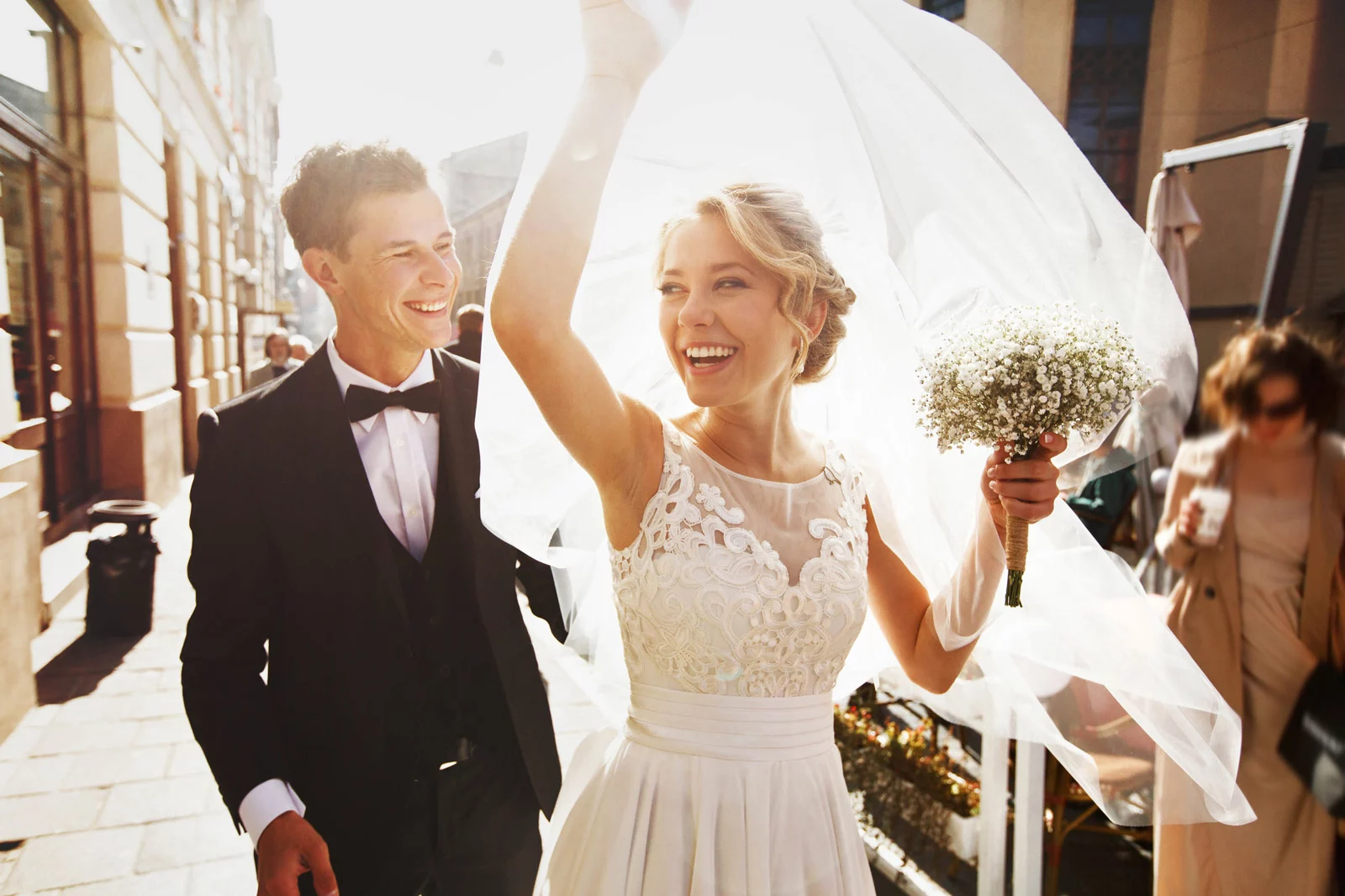 Wedding planner à Paris, Aix-en-Provence et Bordeaux, SICA vous accompagne dans l’organisation de votre mariage avec sensibilité, exigence et sérénité.